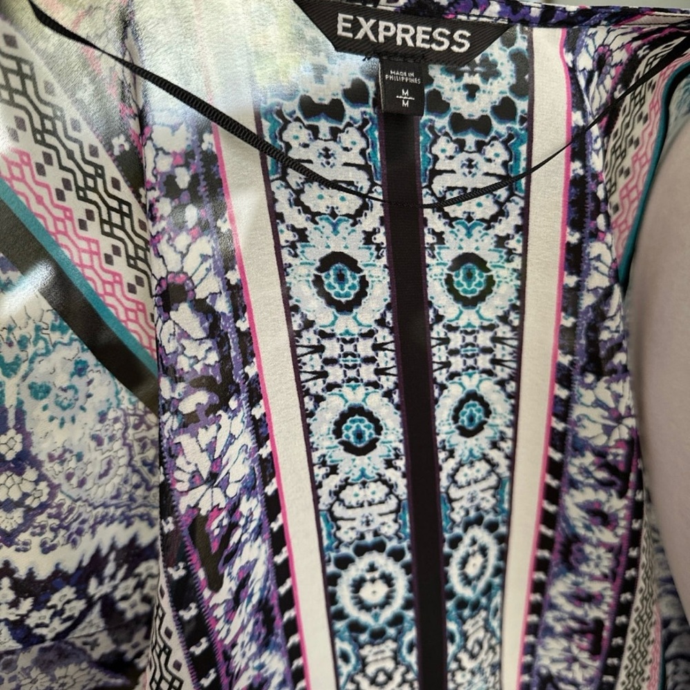 Express Cardigan - Picture 5 of 6